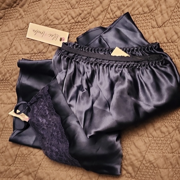 Lilac + London Navy Nighty set - Picture 13 of 14